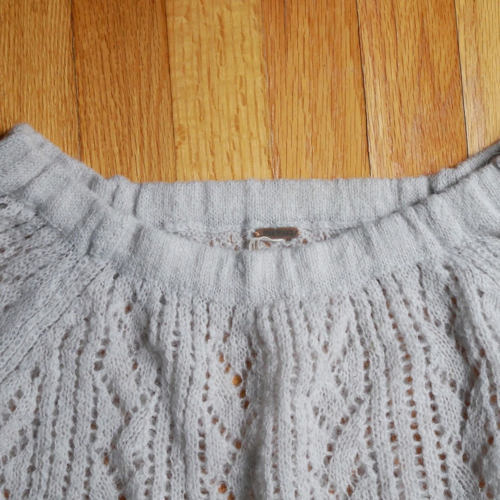 Free people peasant style pale blue knit sweater - Picture 4 of 7